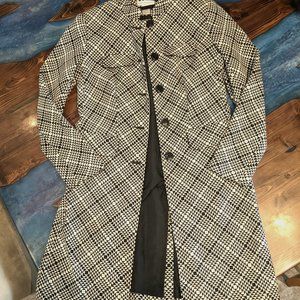 Women's Newport News Long Coat Black & White Size 8